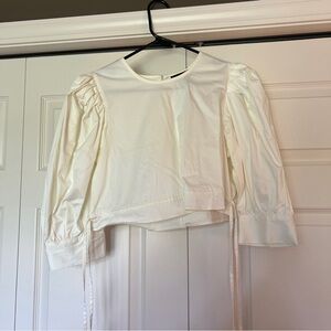 Danielle Bernstein ivory cropped Long Sleeve Blouse size medium NWT
